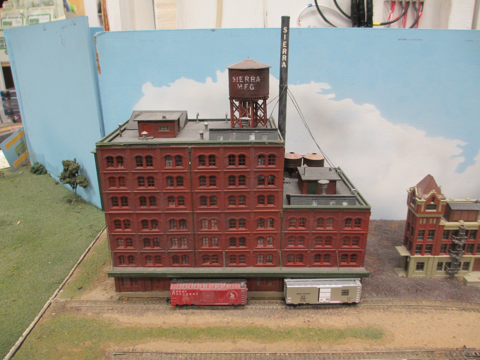 Tulsa Neons N-Scale Model Railroad